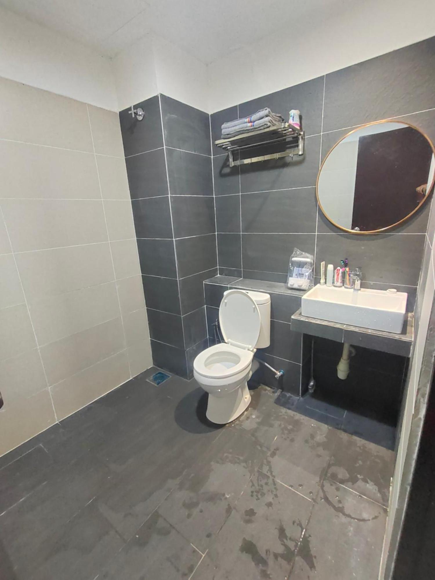Alish Studio Apartment With Pool, Netflix, Wifi กัวมูสัง ภายนอก รูปภาพ