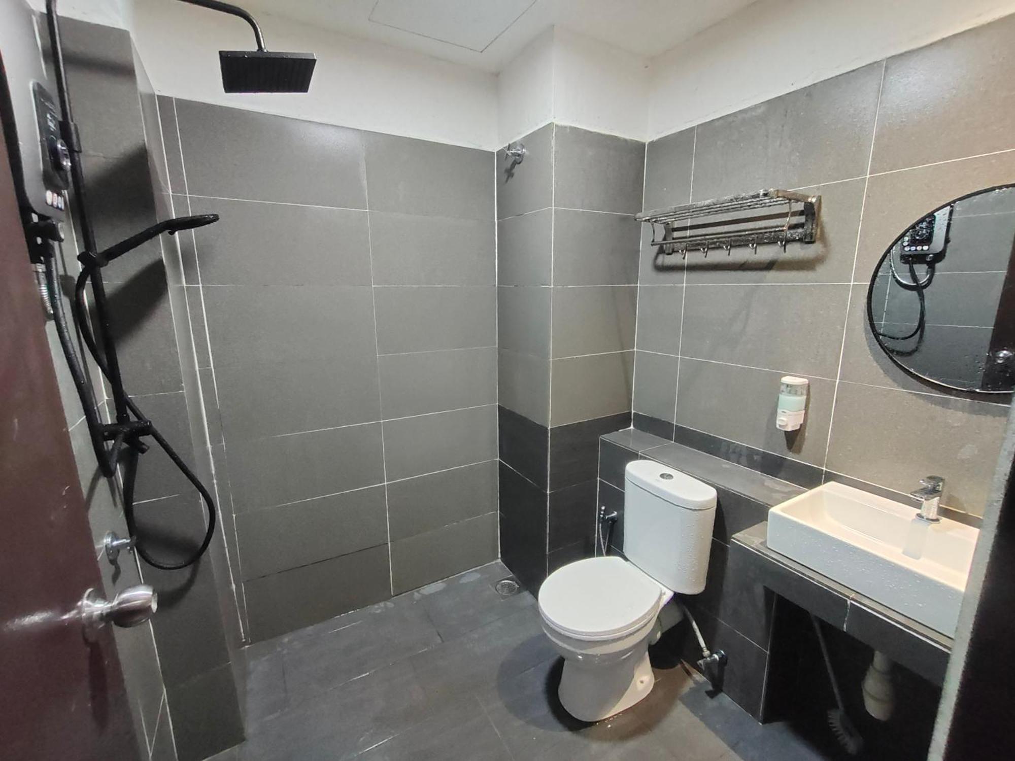 Alish Studio Apartment With Pool, Netflix, Wifi กัวมูสัง ภายนอก รูปภาพ